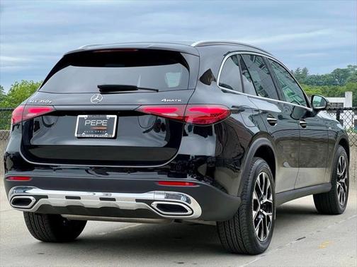 2025 Mercedes-Benz GLC 350e Base