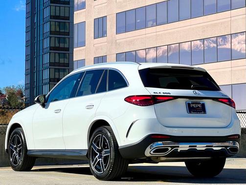 2025 Mercedes-Benz GLC 300 4MATIC