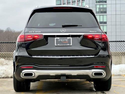 2024 Mercedes-Benz GLS 450 4MATIC