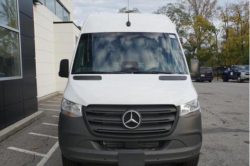 2025 Mercedes-Benz Sprinter 2500 High Roof