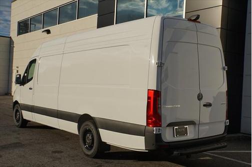 2025 Mercedes-Benz Sprinter 2500 High Roof