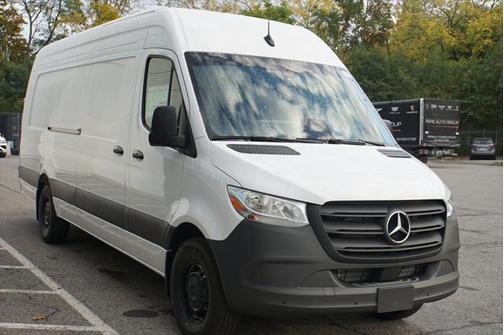 2025 Mercedes-Benz Sprinter 2500 High Roof