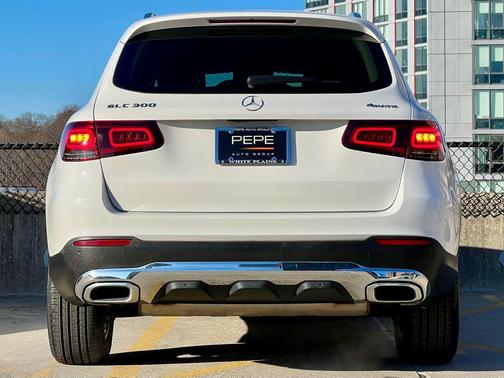 2022 Mercedes-Benz GLC 300 4MATIC