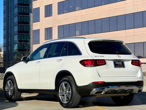 2022 Mercedes-Benz GLC 300 4MATIC