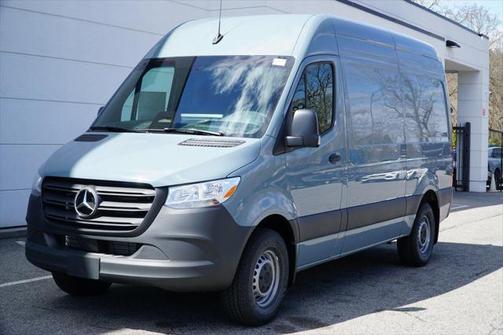 2025 Mercedes-Benz Sprinter 2500 Standard Roof