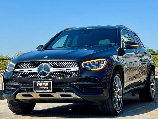 Graphite Grey Metallic 2022 Mercedes-Benz GLC 300 4MATIC