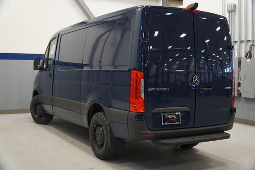 2026 Mercedes-Benz Sprinter 2500 Cargo 144 WB