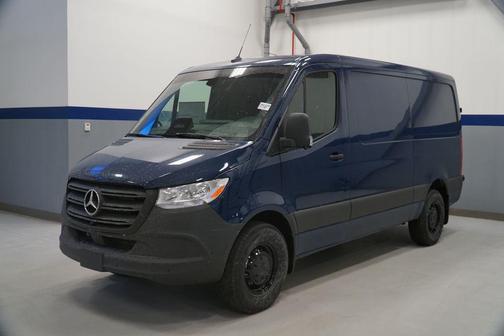 2026 Mercedes-Benz Sprinter 2500 Cargo 144 WB
