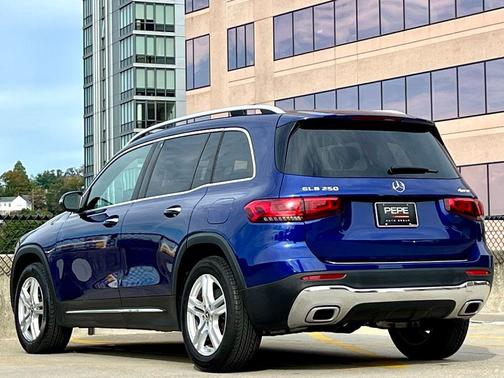2022 Mercedes-Benz GLB 250 4MATIC