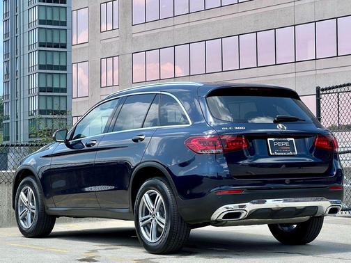 2022 Mercedes-Benz GLC 300 4MATIC