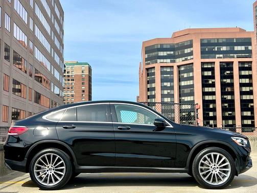 2021 Mercedes-Benz GLC 300 4MATIC Coupe