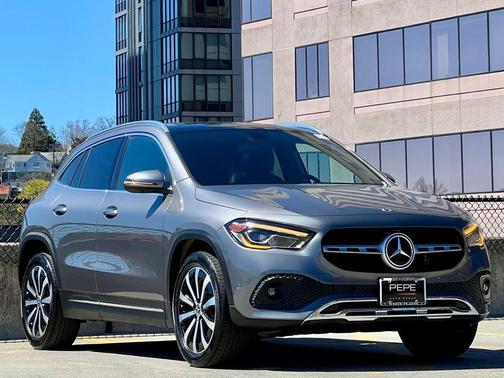 2021 Mercedes-Benz GLA 250 Base 4MATIC