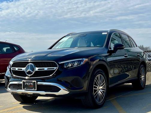 2026 Mercedes-Benz GLC 300 4MATIC