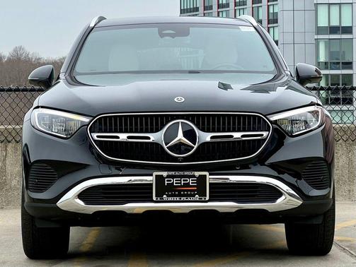 2026 Mercedes-Benz GLC 300 4MATIC