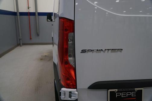 2025 Mercedes-Benz Sprinter 2500 Standard Roof