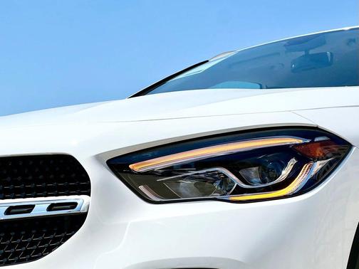Polar White 2023 Mercedes-Benz GLA 250 4MATIC