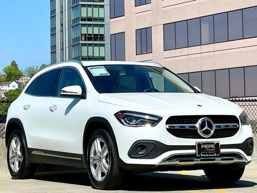 Polar White 2023 Mercedes-Benz GLA 250 4MATIC