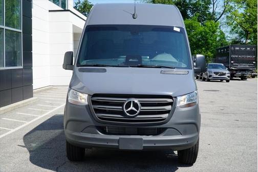 2025 Mercedes-Benz Sprinter 2500 Standard Roof