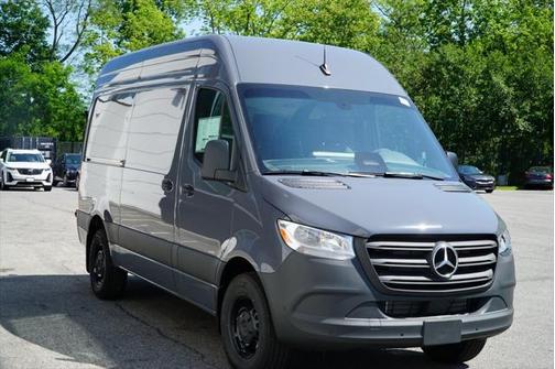 2025 Mercedes-Benz Sprinter 2500 Standard Roof