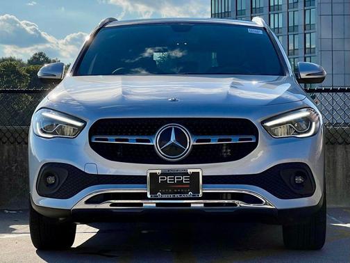 2021 Mercedes-Benz GLA 250 Base 4MATIC