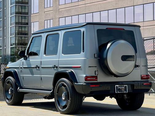 MANUFAKTUR Platinum Magno 2025 Mercedes-Benz AMG G 63 G 63 AMG