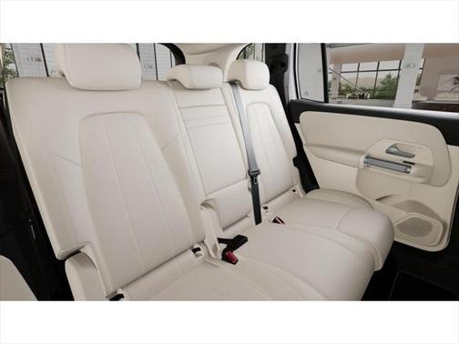 2025 Mercedes-Benz GLB 250 4MATIC