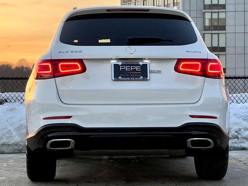 2022 Mercedes-Benz GLC 300 4MATIC