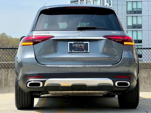 Selenite Grey Metallic 2026 Mercedes-Benz GLE 350 4MATIC