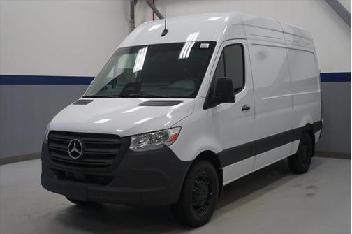 2025 Mercedes-Benz Sprinter 2500 Standard Roof