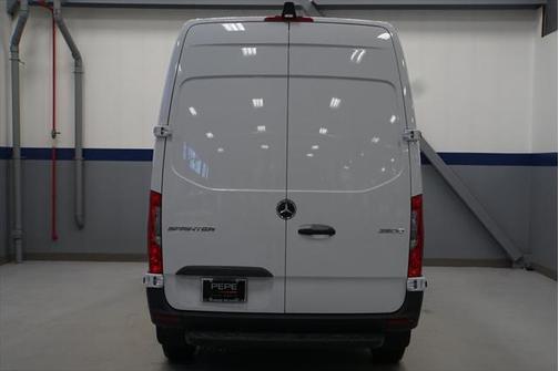 2025 Mercedes-Benz Sprinter 2500 Standard Roof