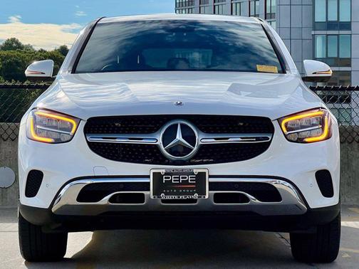 Polar White 2023 Mercedes-Benz GLC 300 4MATIC Coupe