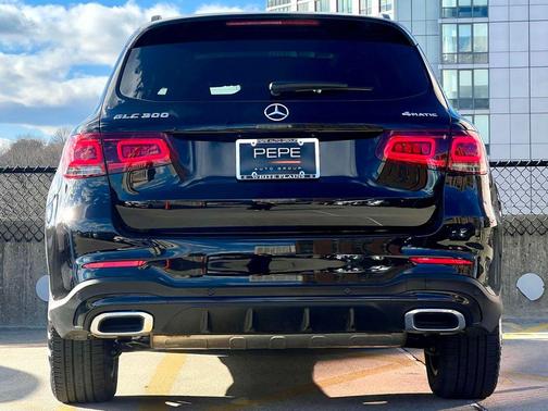 2022 Mercedes-Benz GLC 300 4MATIC