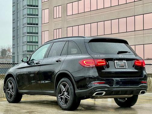 2022 Mercedes-Benz GLC 300 4MATIC