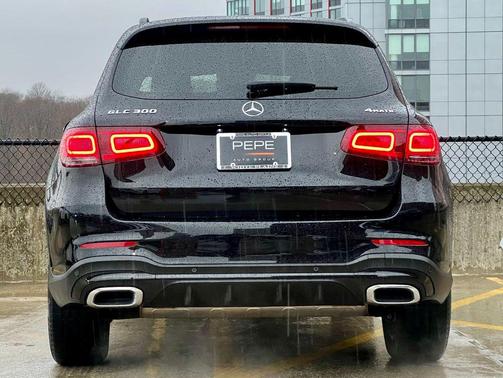 2022 Mercedes-Benz GLC 300 4MATIC