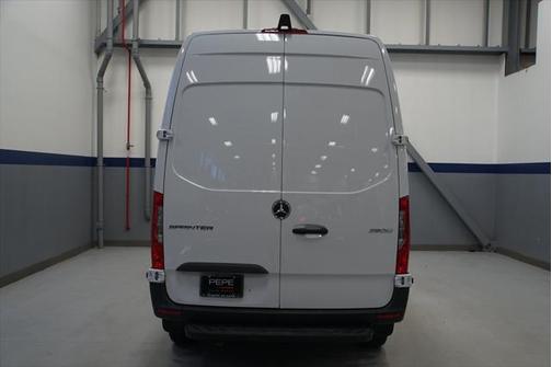 2025 Mercedes-Benz Sprinter 2500 Standard Roof