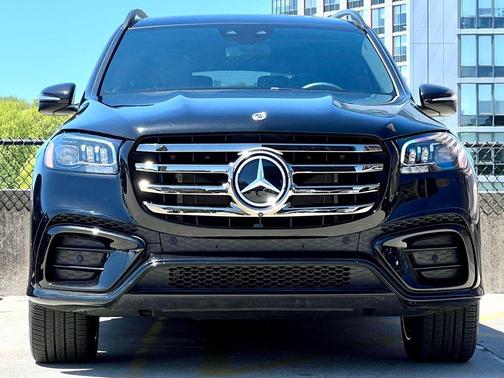 Obsidian Black Metallic 2024 Mercedes-Benz GLS 450 4MATIC