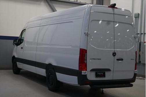 2025 Mercedes-Benz Sprinter 2500 High Roof