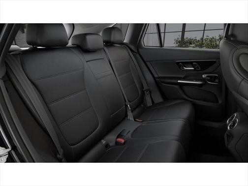 2025 Mercedes-Benz GLC 350e Base