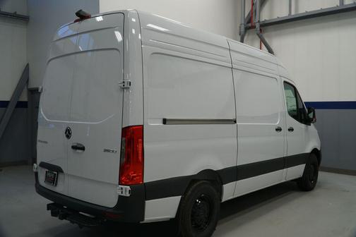 2025 Mercedes-Benz Sprinter 2500 Standard Roof