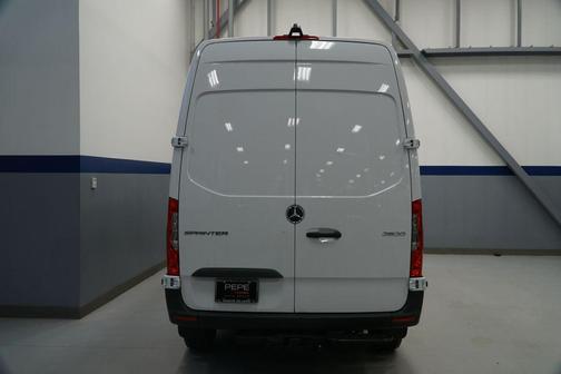 2025 Mercedes-Benz Sprinter 2500 Standard Roof