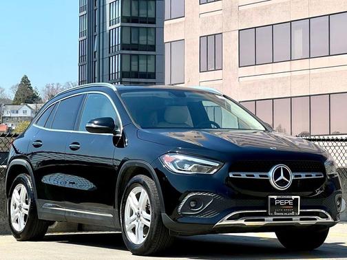 2021 Mercedes-Benz GLA 250 Base 4MATIC