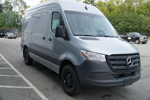 2025 Mercedes-Benz Sprinter 2500 Standard Roof
