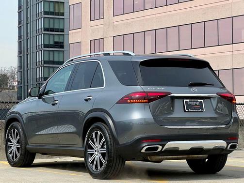 Selenite Grey Metallic 2026 Mercedes-Benz GLE 350 4MATIC