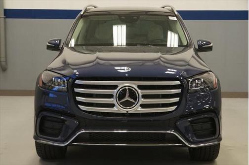 2025 Mercedes-Benz GLS 580 4MATIC
