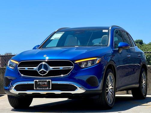 Starling Blue Metallic 2026 Mercedes-Benz GLC 300 4MATIC