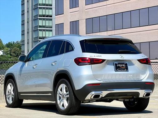 2023 Mercedes-Benz GLA 250 4MATIC