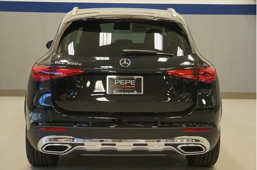 2025 Mercedes-Benz GLC 350e Base