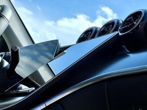 2025 Mercedes-Benz GLC 350e Base