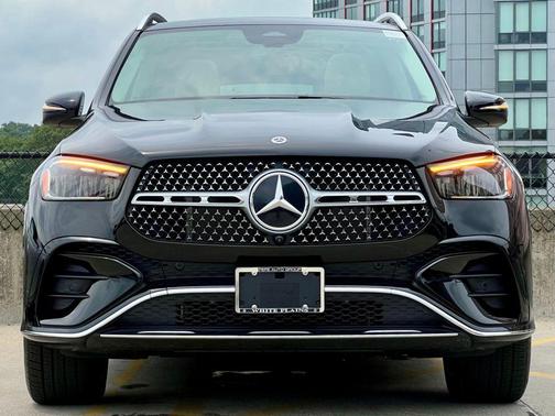Obsidian Black Metallic 2026 Mercedes-Benz GLE 450 4MATIC