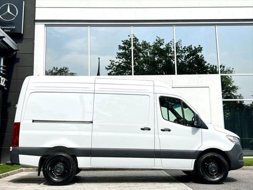 2024 Mercedes-Benz Sprinter 2500 Standard Roof